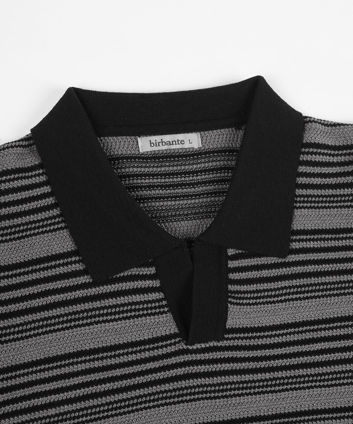 비르반테(BIRBANTE) 썸머 브리즈 워셔블 스트라이프 카라 니트 - 블랙 스트라이프