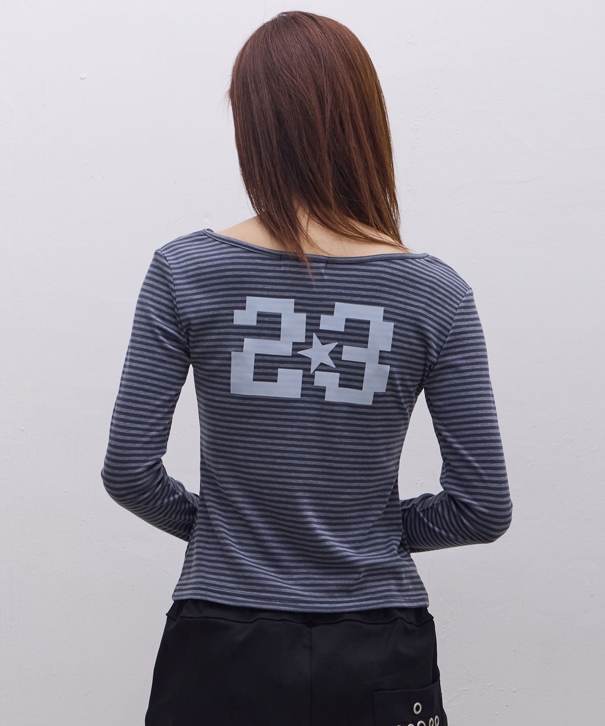 에브리시(EVERYASY) 23 로고 롱슬리브 (딥블루)