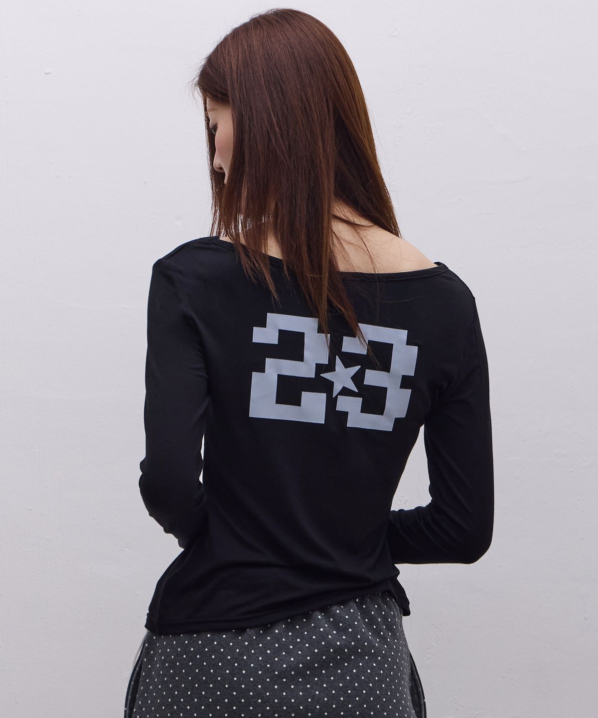 에브리시(EVERYASY) 23 로고 롱슬리브 (블랙)