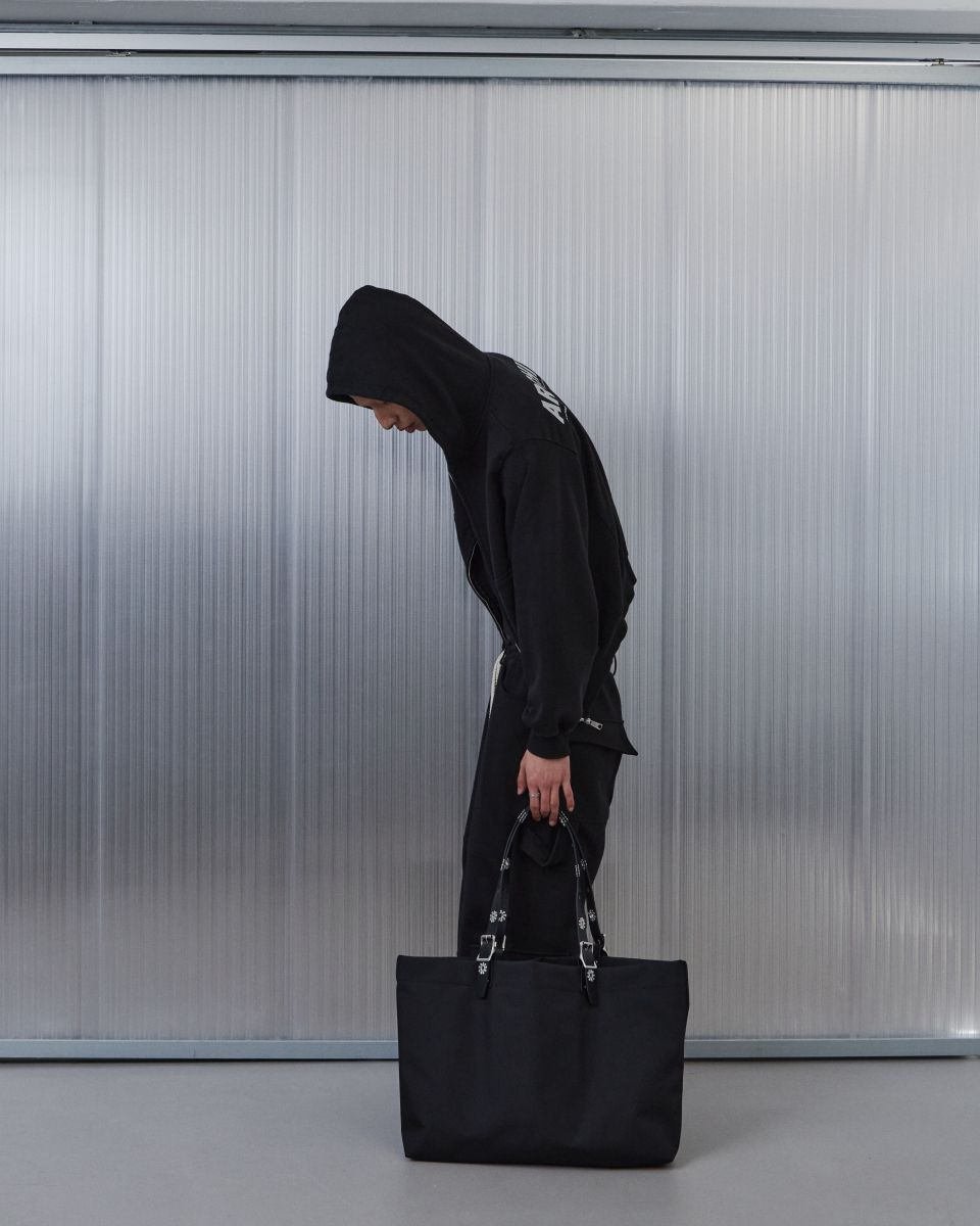 MUSINSA公式 | 9999ARCHIVE Linking Eyelet Nylon Tote Bag