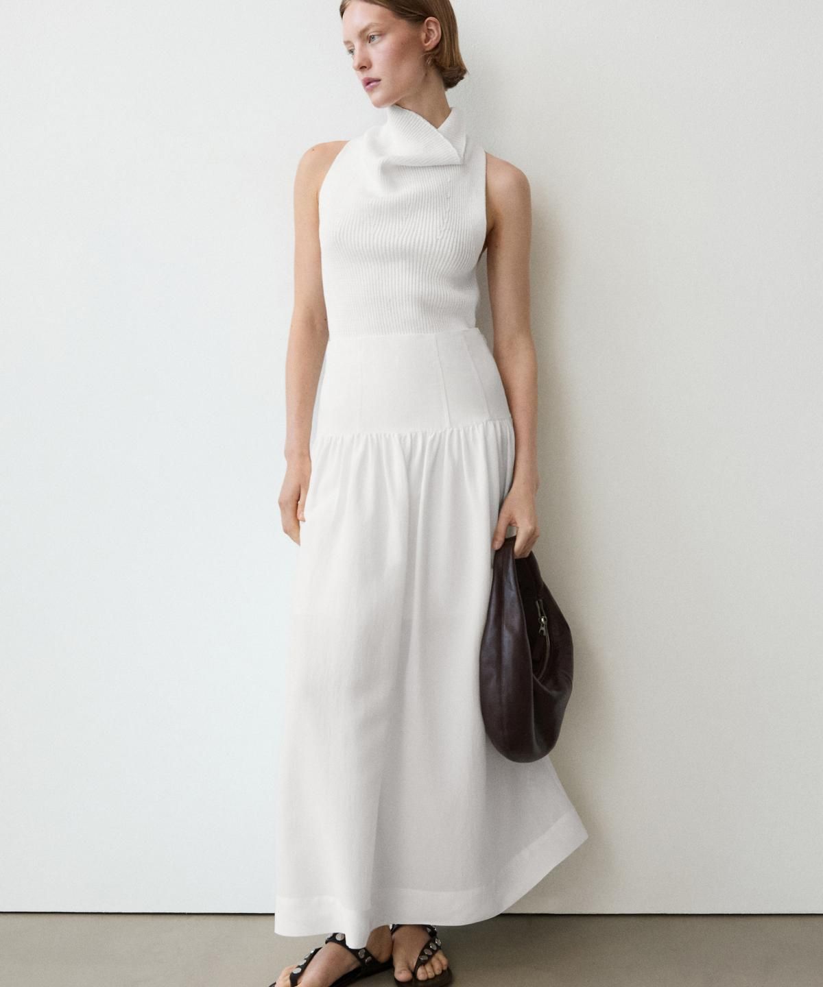 마시모두띠(MASSIMO DUTTI) 요크 디테일 미디 스커트