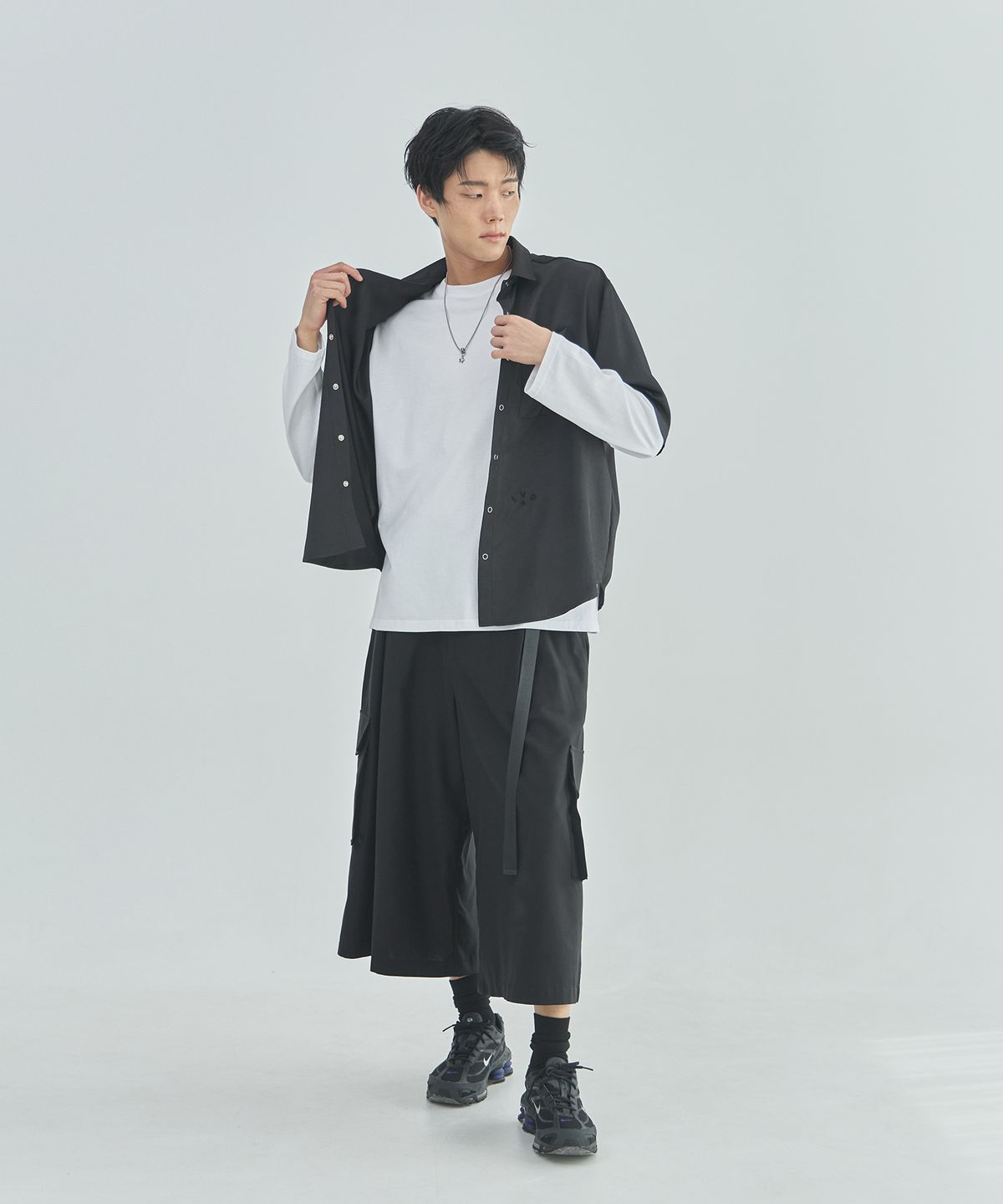 라드에디션(LAD EDITION) 컷오프 모듈 셔츠_블랙