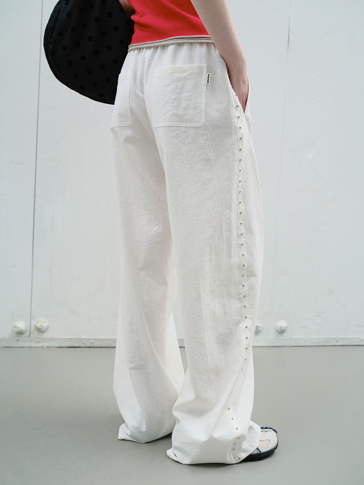 레이브(RAIVE) Side-detail Wide Pants VW6ML579_2color
