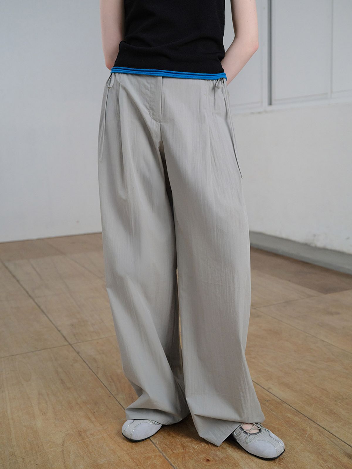 레이브(RAIVE) Side Tuck Detail Pants VW6ML672_3color