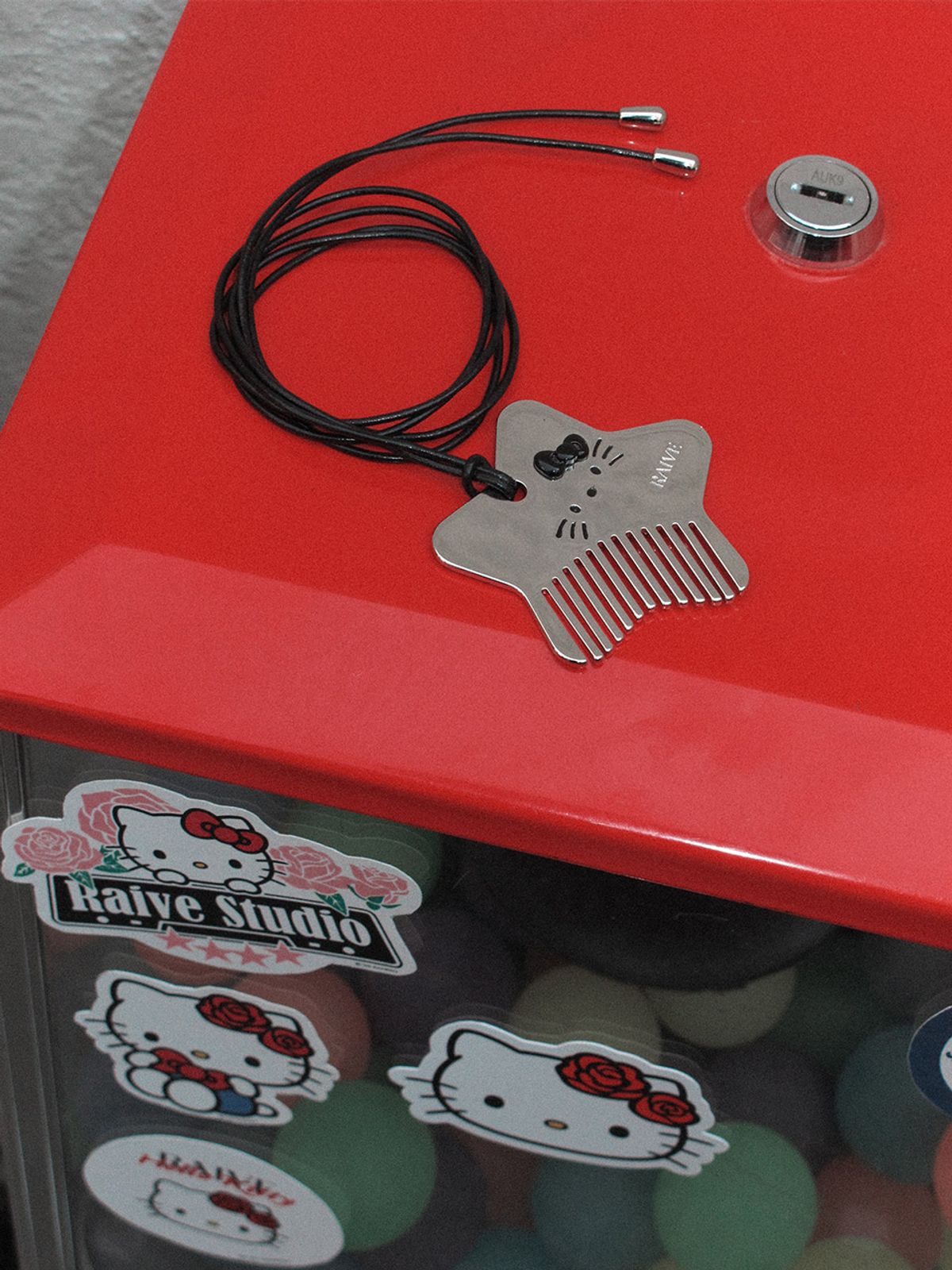 레이브(RAIVE) RAIVE X HELLO KITTY Necklace UZ6SX133_2color