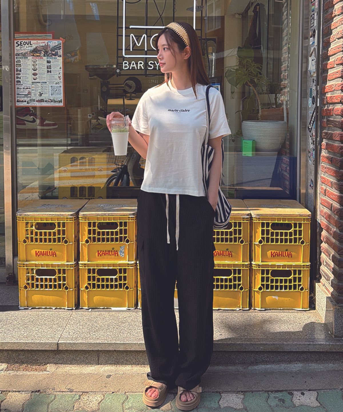 마리끌레르(MARIE CLAIRE) 베이직 로고 스트라이프 카고 팬츠(MAGBSL03MBK)