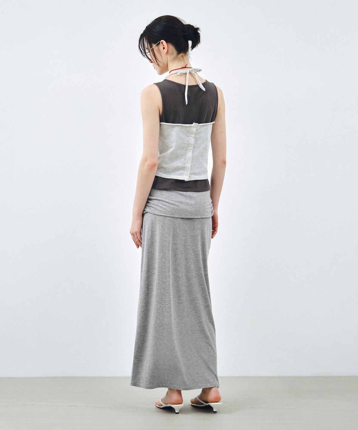 몽돌(MONGDOL) [SET] 홀터넥 레이어드 슬리브리스 화이트 MDTS101WHITE