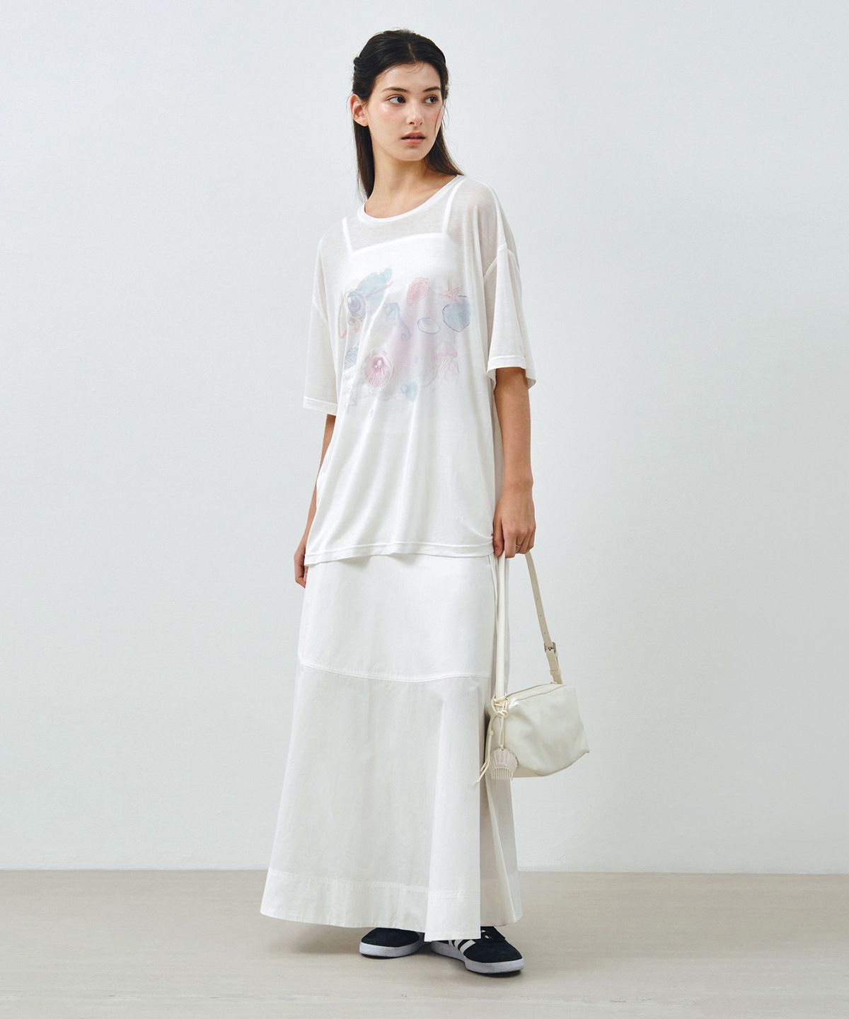 몽돌(MONGDOL) 마린 그래픽 시스루 루즈핏 티셔츠 화이트 MDTS096WHITE