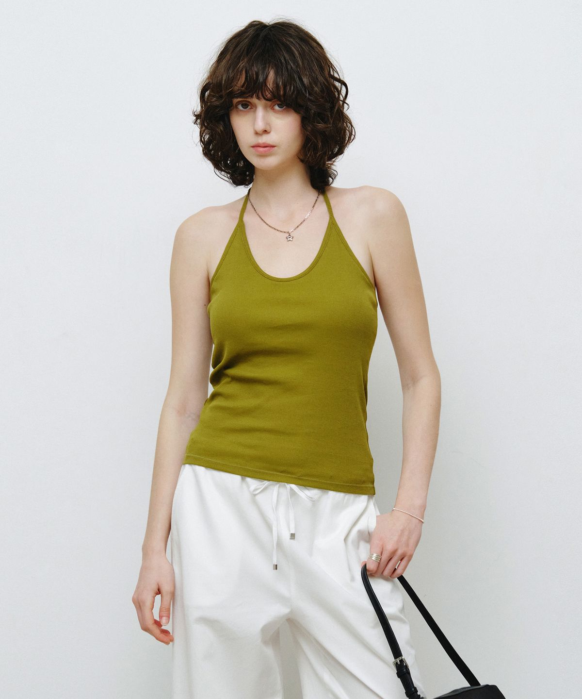몽돌(MONGDOL) 캡 내장 홀터넥 슬리브리스 MDTS091_4 Colors