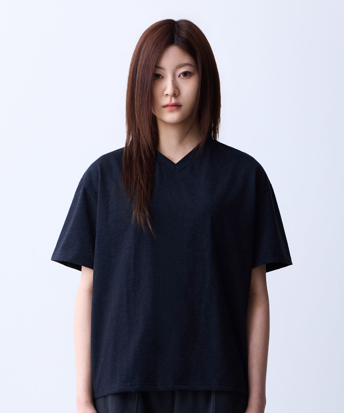 크러쉬 스타일(CRUSHST) 네추럴 스펙클 V넥 티셔츠 블랙