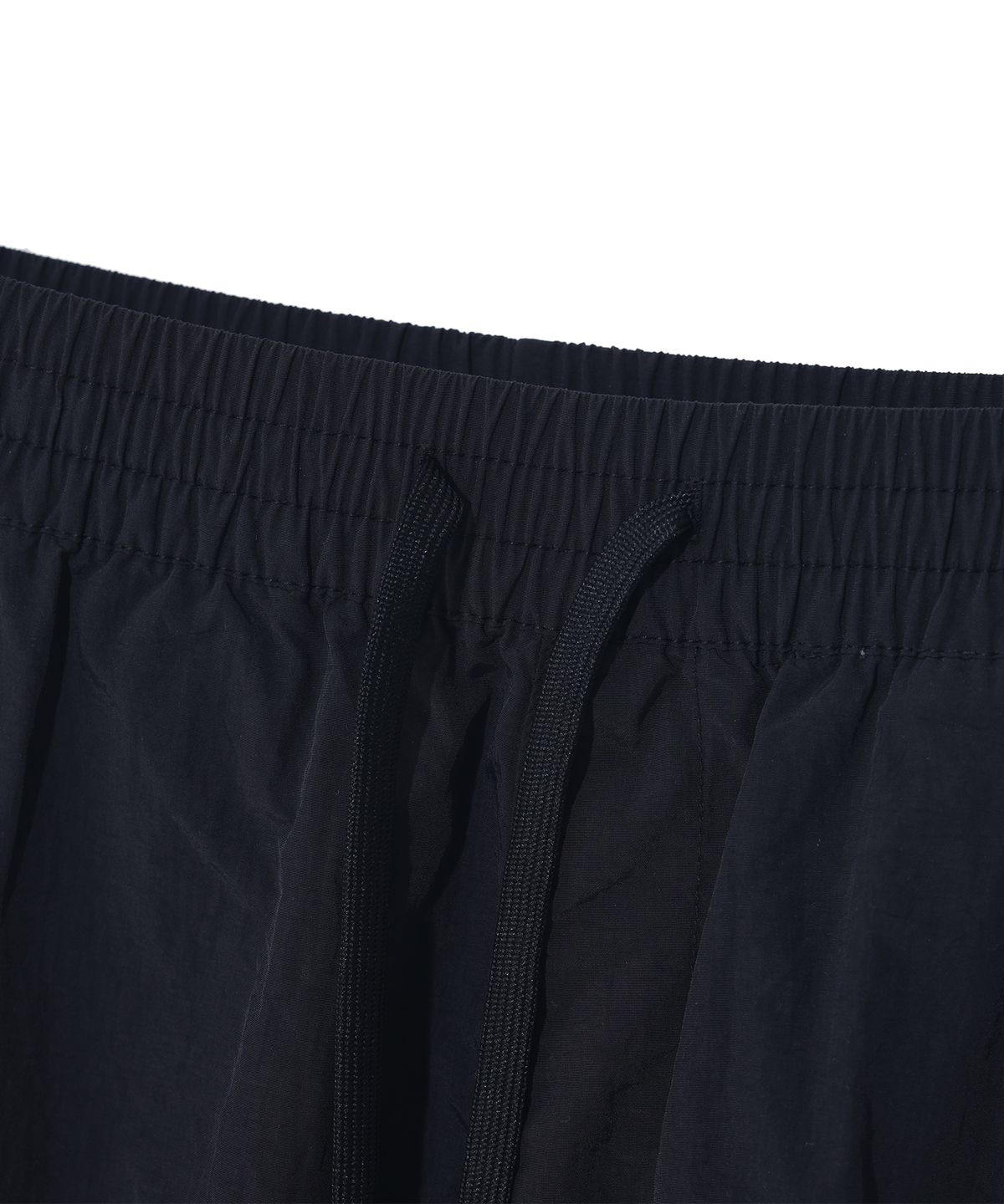 레이피커스(RAYFIKERS) 와이드 카고 파라슈트 팬츠 MQ2PU364_BLACK