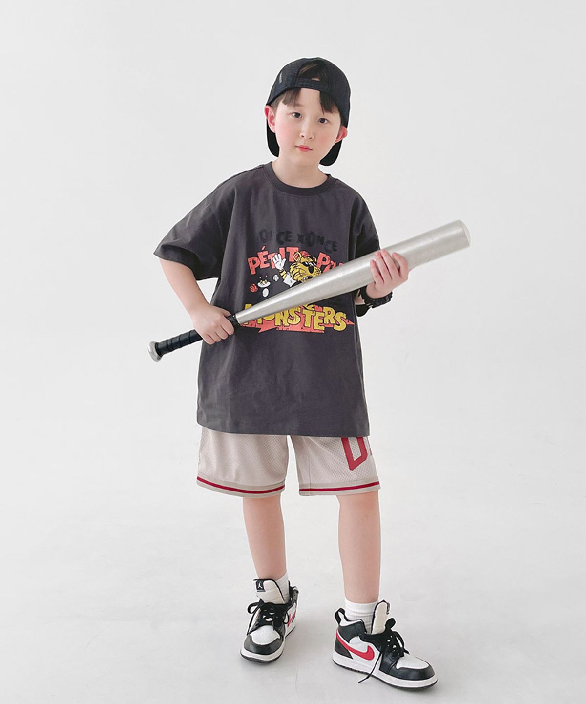 베리클로젯(BERRYCLOSET) 몬스터 솔리드 반팔티