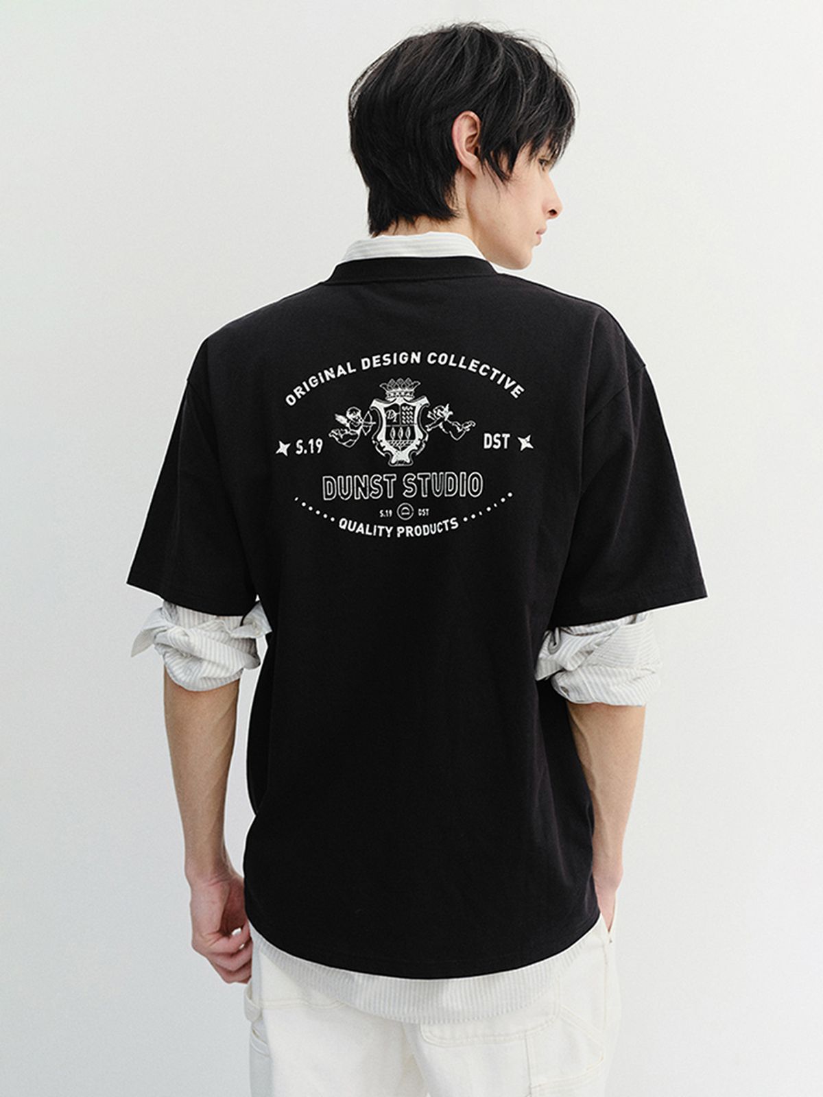 던스트 포 맨(DUNST FOR MEN) CUPID ARCH BACK LOGO T-SHIRT_UNISEX_UDTS6B128_BLACK