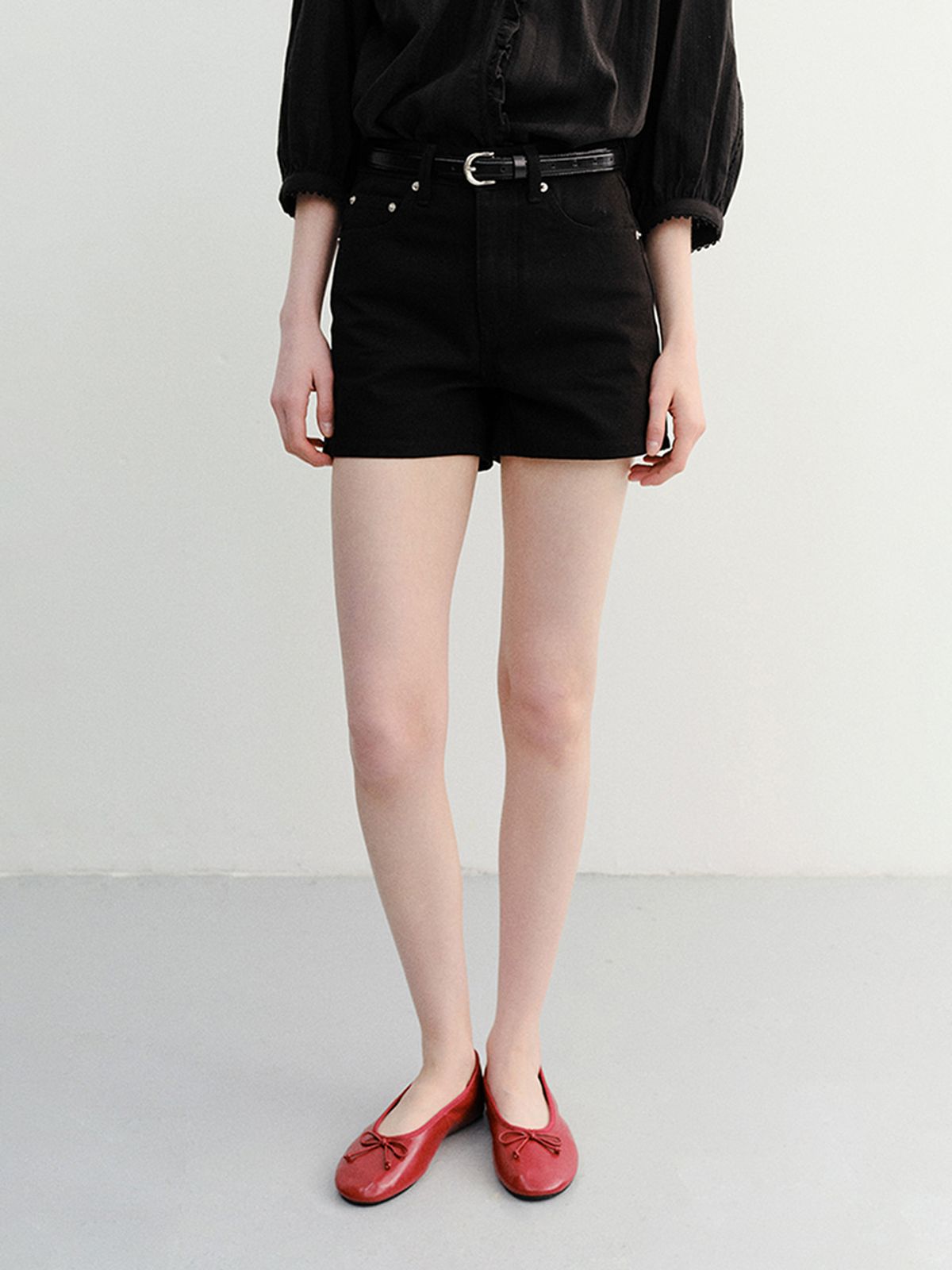 던스트(DUNST) MINI DENIM SHORTS_UDPA6B242_BLACK