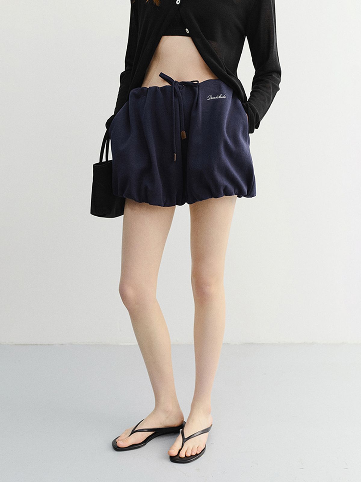 던스트(DUNST) MINI VOLUMED SKIRT_UDSK6B228_NAVY