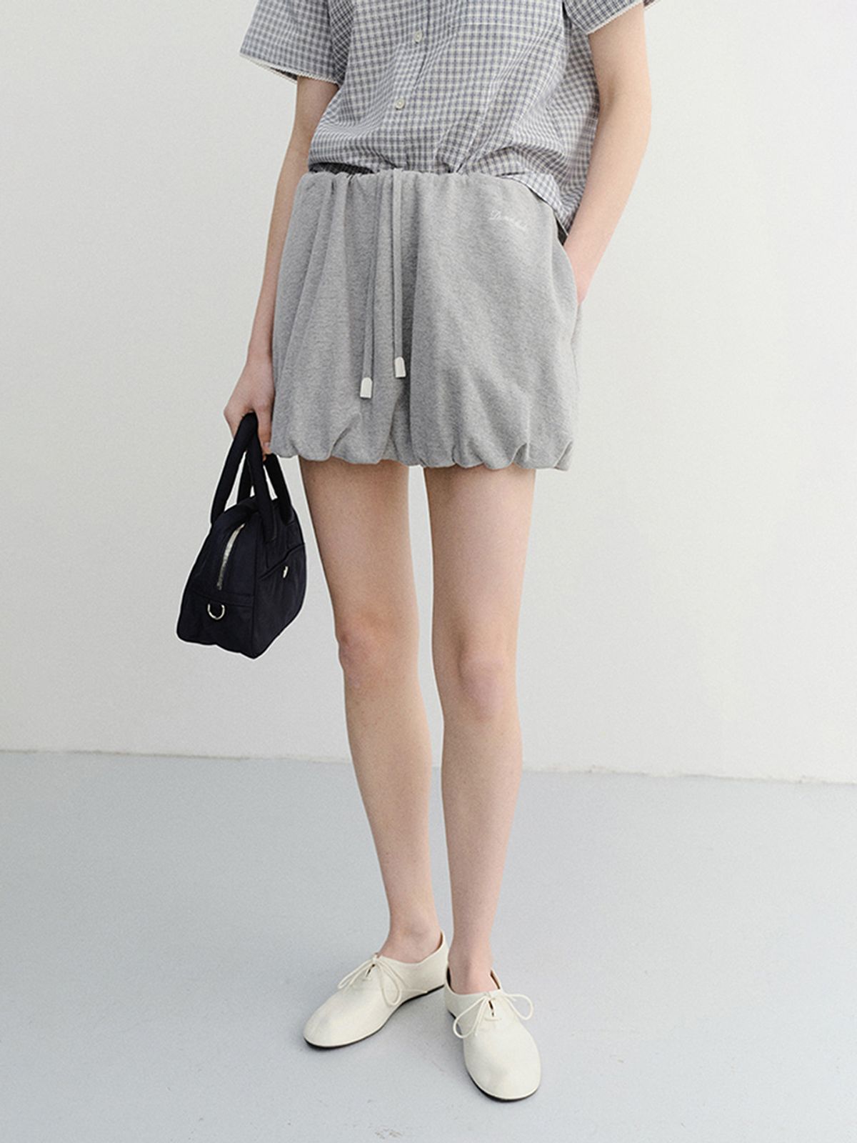 던스트(DUNST) MINI VOLUMED SKIRT_UDSK6B228_MELANGE GREY
