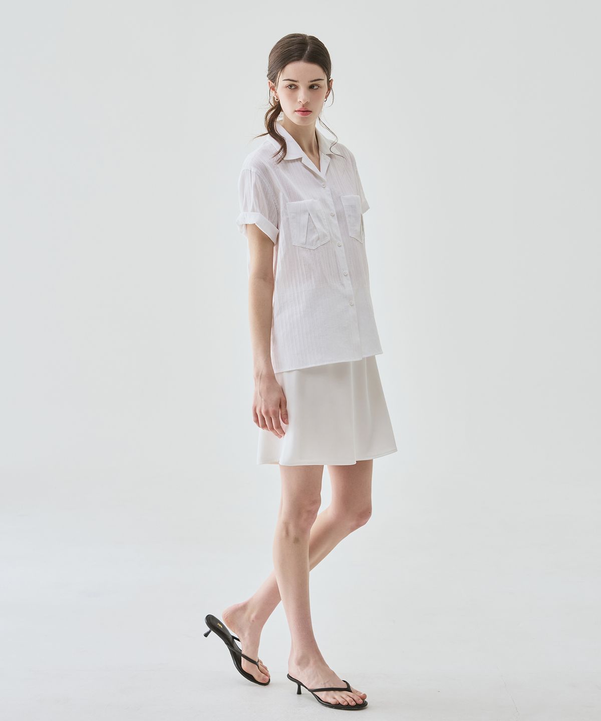 드로우핏 우먼(DRAWFIT WOMEN) 스트라이프 스탠다드 오픈 카라 반팔 셔츠 [SKY BLUE]