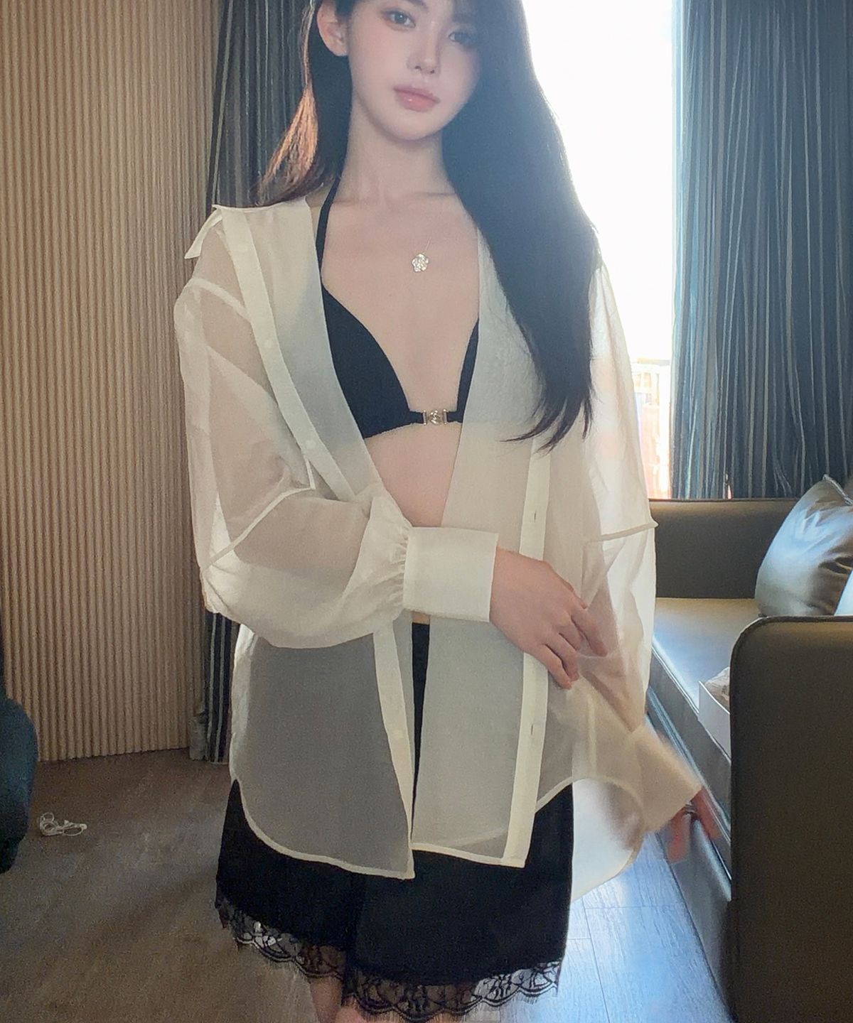 멜리앤로즈(MELLY&ROSE) 멜로즈 오간자 시스루 셔츠(314807)