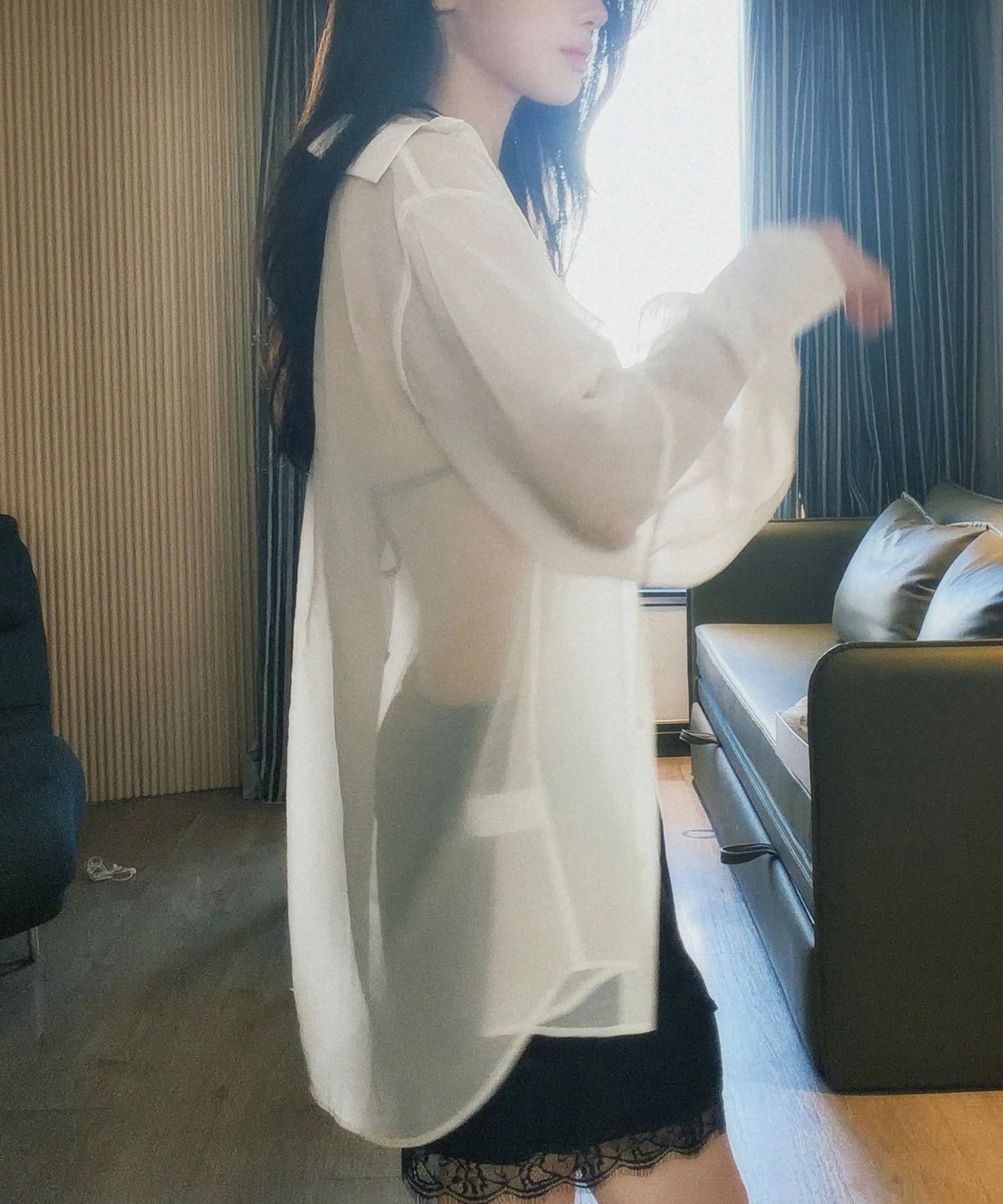 멜리앤로즈(MELLY&ROSE) 멜로즈 오간자 시스루 셔츠(314807)