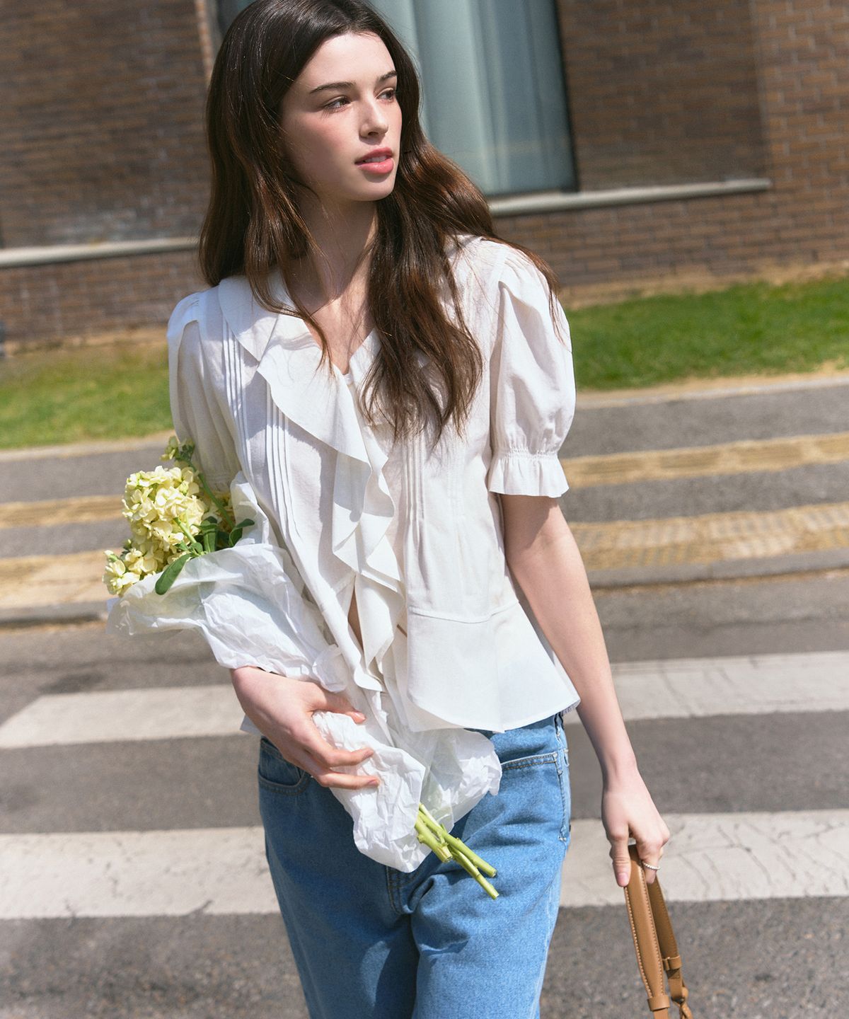 드로우핏 우먼(DRAWFIT WOMEN) 페어리 핀턱 러플 블라우스 [WHITE]