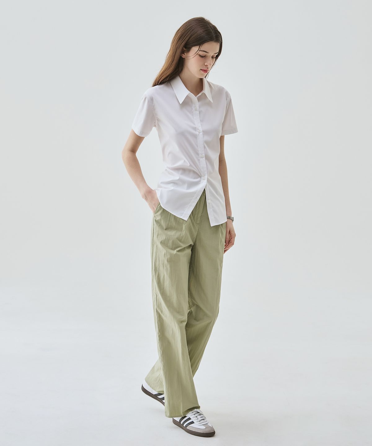 드로우핏 우먼(DRAWFIT WOMEN) 링클프리 슬림 라인 반팔 셔츠 [LIGHT BLUE]