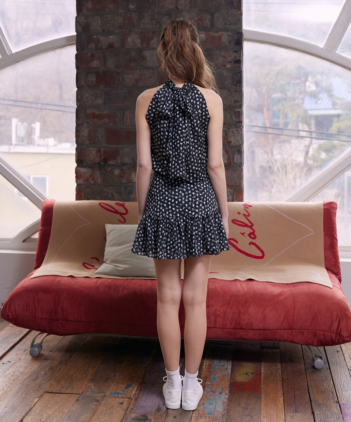 라피네아뜰리에(RAFFINE ATELIER) 하트 쉬폰 홀터탑