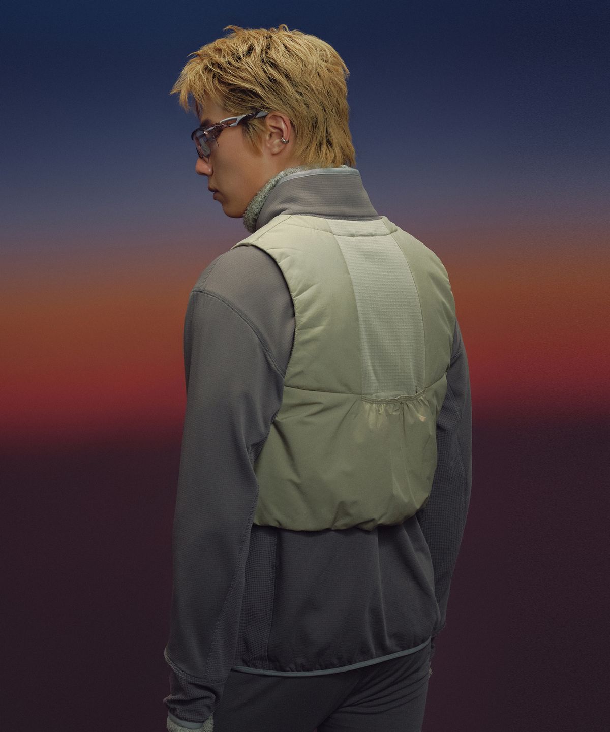 무신사 스탠다드 스포츠(MUSINSA STANDARD SPORTS) [굿펠로우] 라이트드라이 크롭 패딩베스트 (3color)