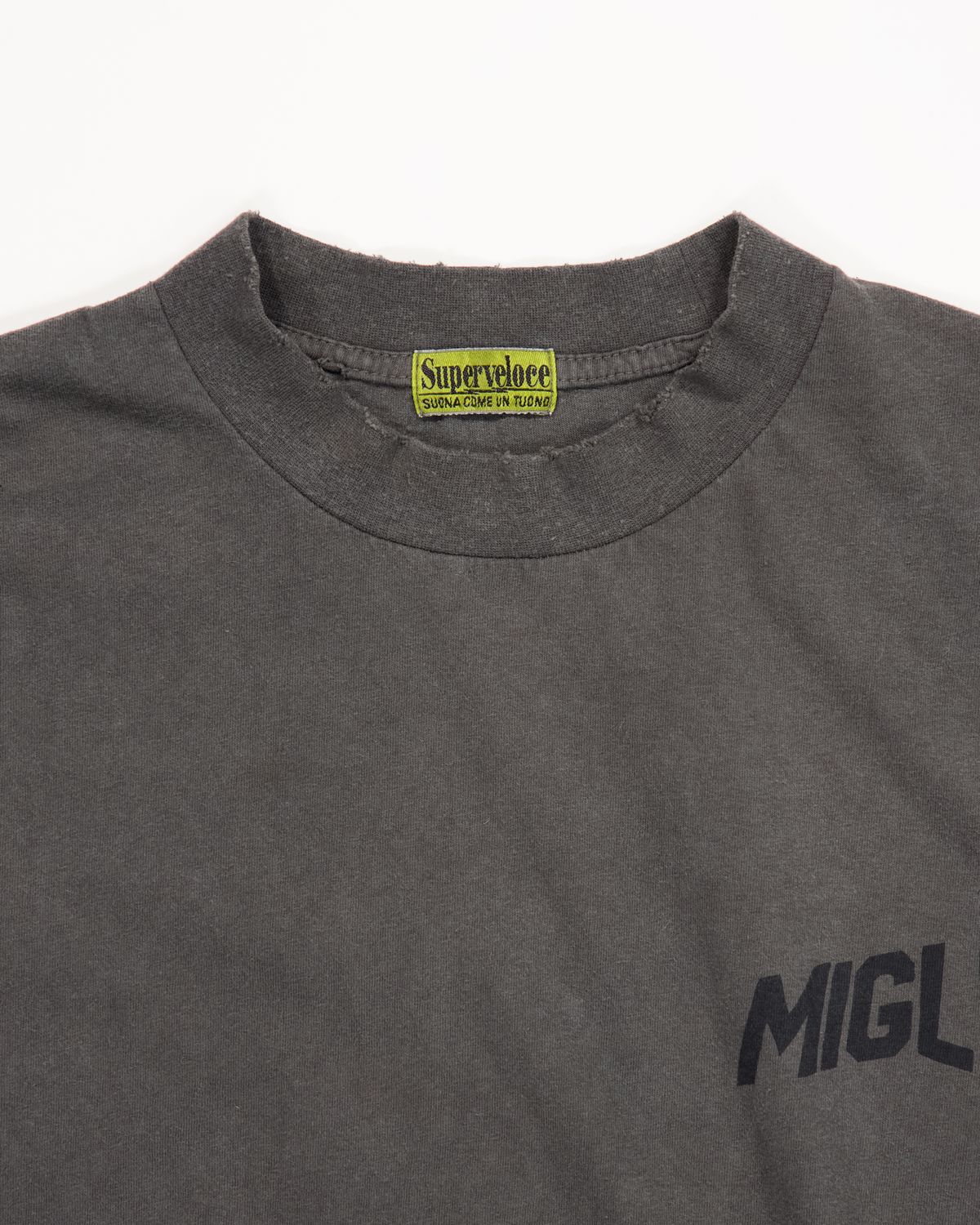 슈퍼벨로체(SUPERVELOCE) Miglia Signature Crop T-shirt Charcoal