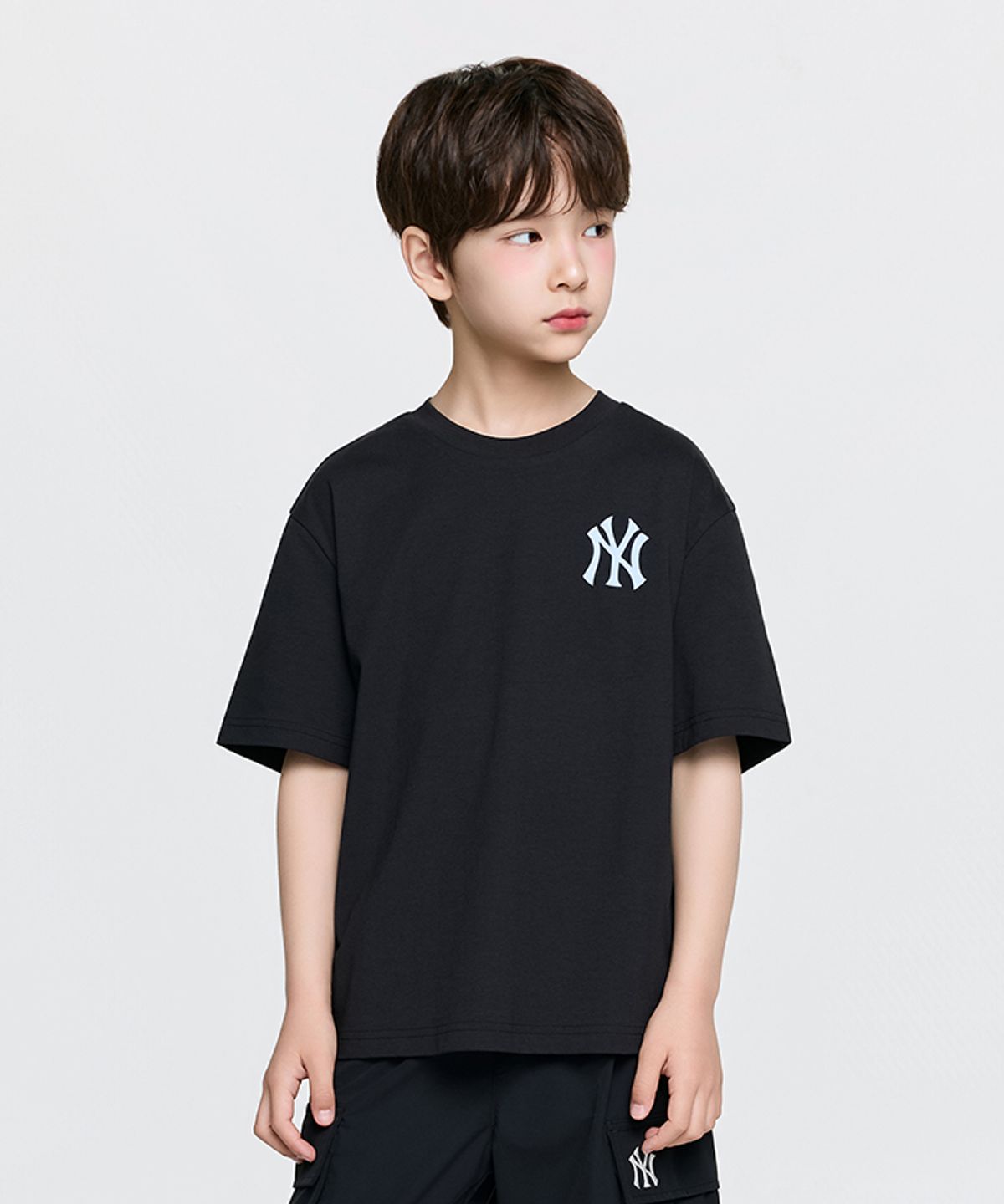 엠엘비 키즈(MLB KIDS) 스트릿 크레용 빅럭스 티셔츠 NY (Black)
