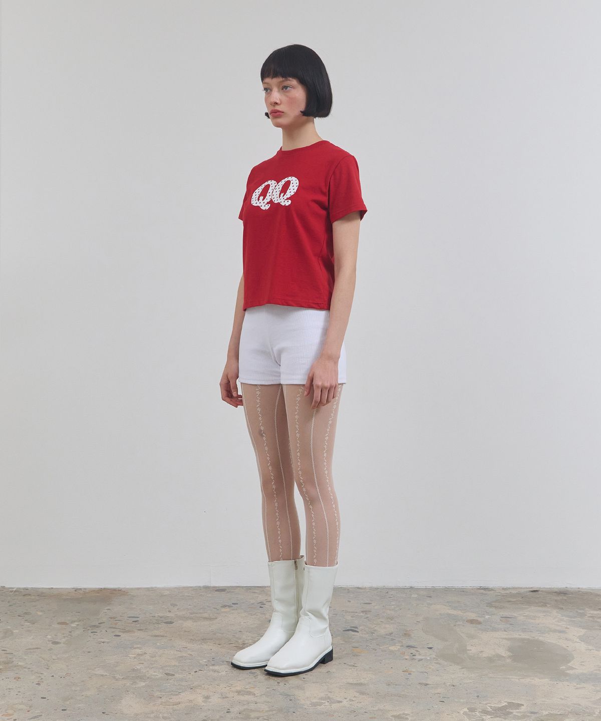 에이큐 에이큐 하우스 클럽(AQAQ HOUSE CLUB) 빅 큐큐 티셔츠 [레드]