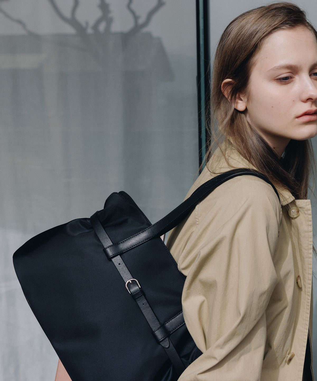 포이베(FOIVE) 로아 토트 ROAH Tote Black