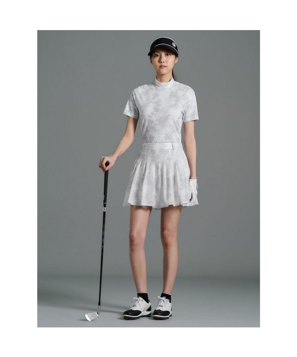 빈폴골프(BEANPOLE GOLF) [B_under] 여성 클라우디 하이넥 반소매 티셔츠 - 라이트 그레이