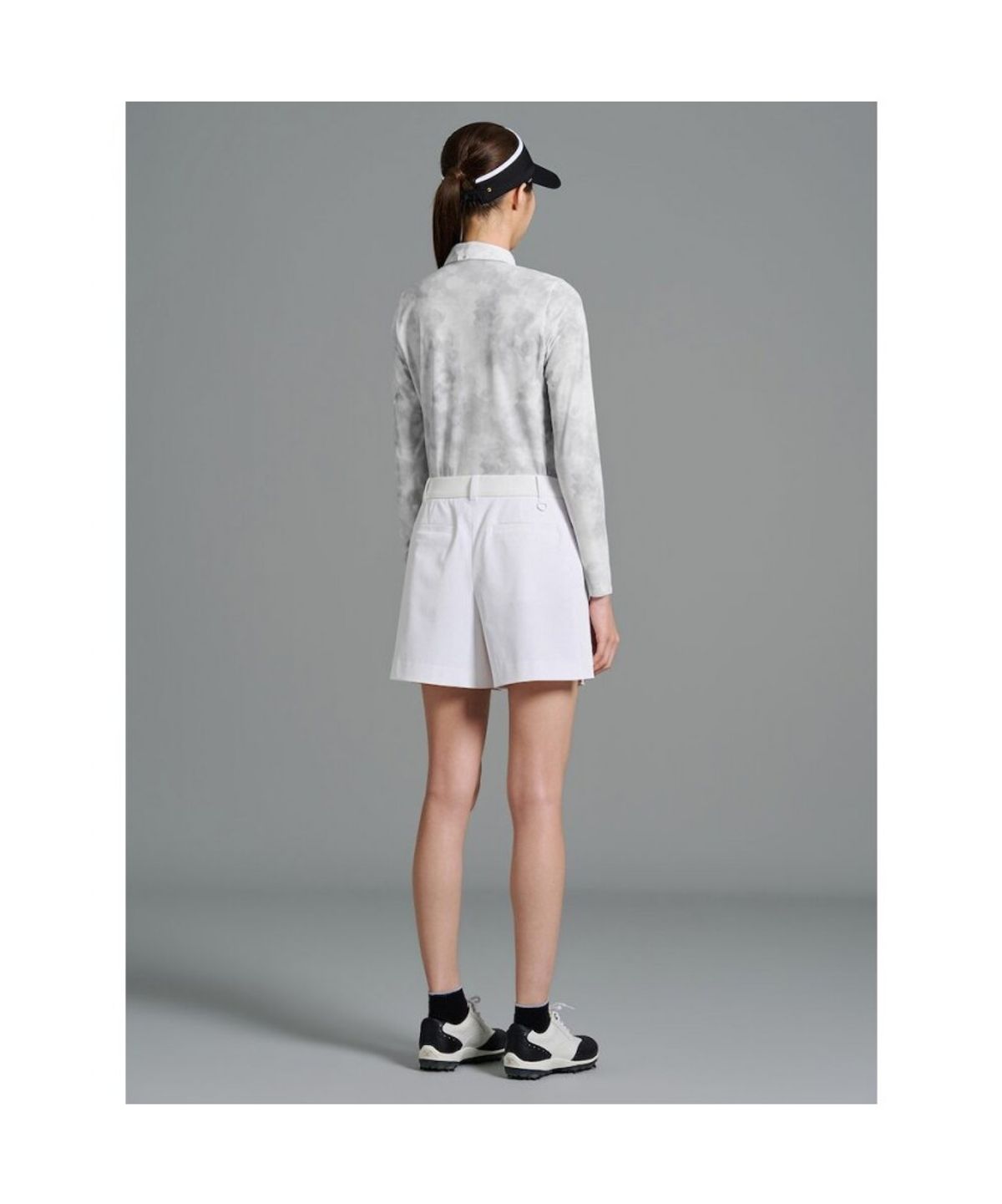 빈폴골프(BEANPOLE GOLF) [B_under] 여성 클라우디 칼라 긴소매 티셔츠 - 라이트 그레이