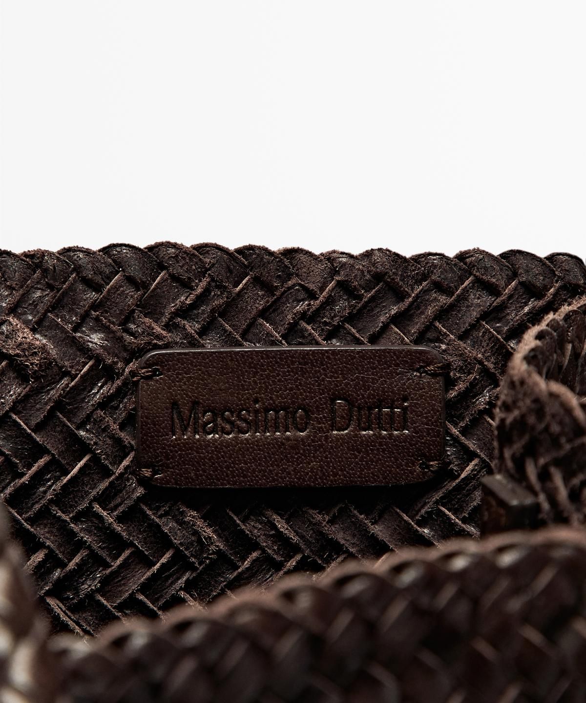 마시모두띠(MASSIMO DUTTI) 나파 가죽 위빙 버킷 백