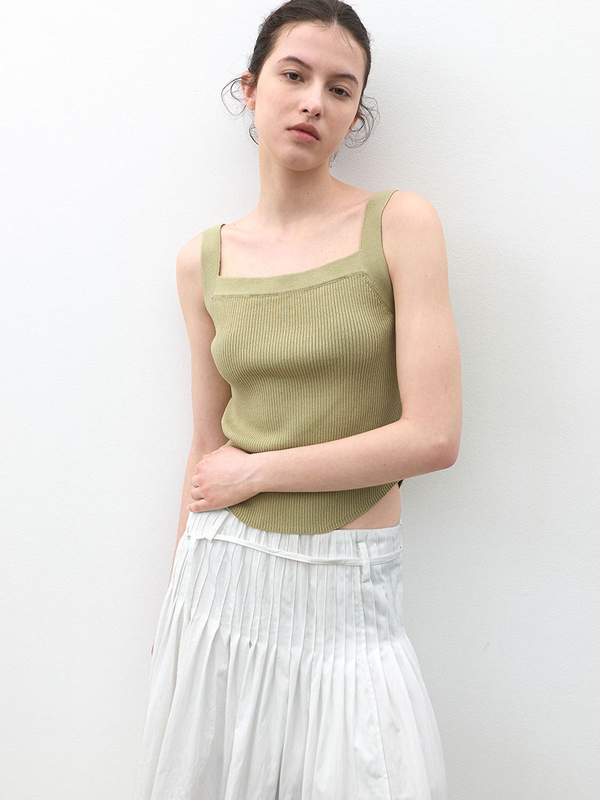 아틀리에 나인(ATELIER NAIN) SQUARE NECK SLEEVELESS KNIT (T-7239)