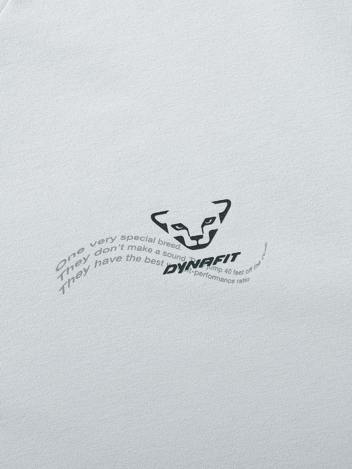 다이나핏(DYNAFIT) ICE CREAM (아이스크림) 남성 그라데이션 반팔티_Dark Charcoal YMM26225C9