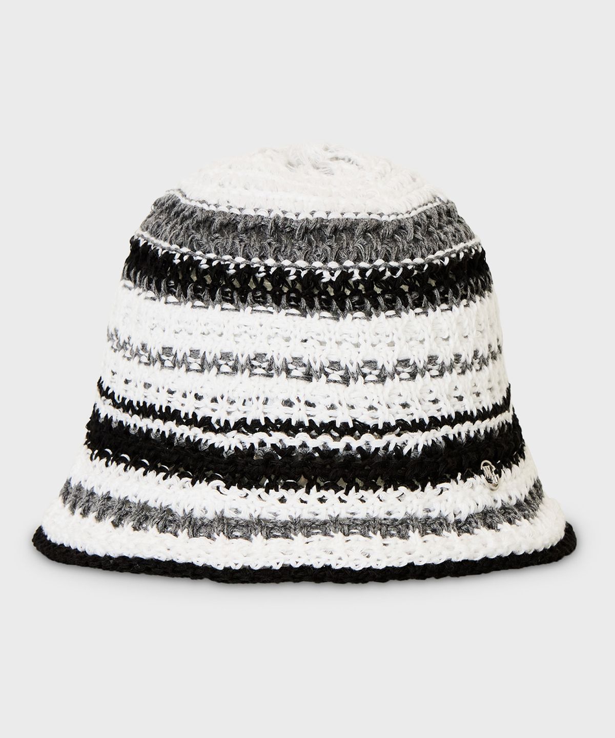 후아유(WHO.A.U) Knitted Crochet Bucket Hat / WHACG2541A