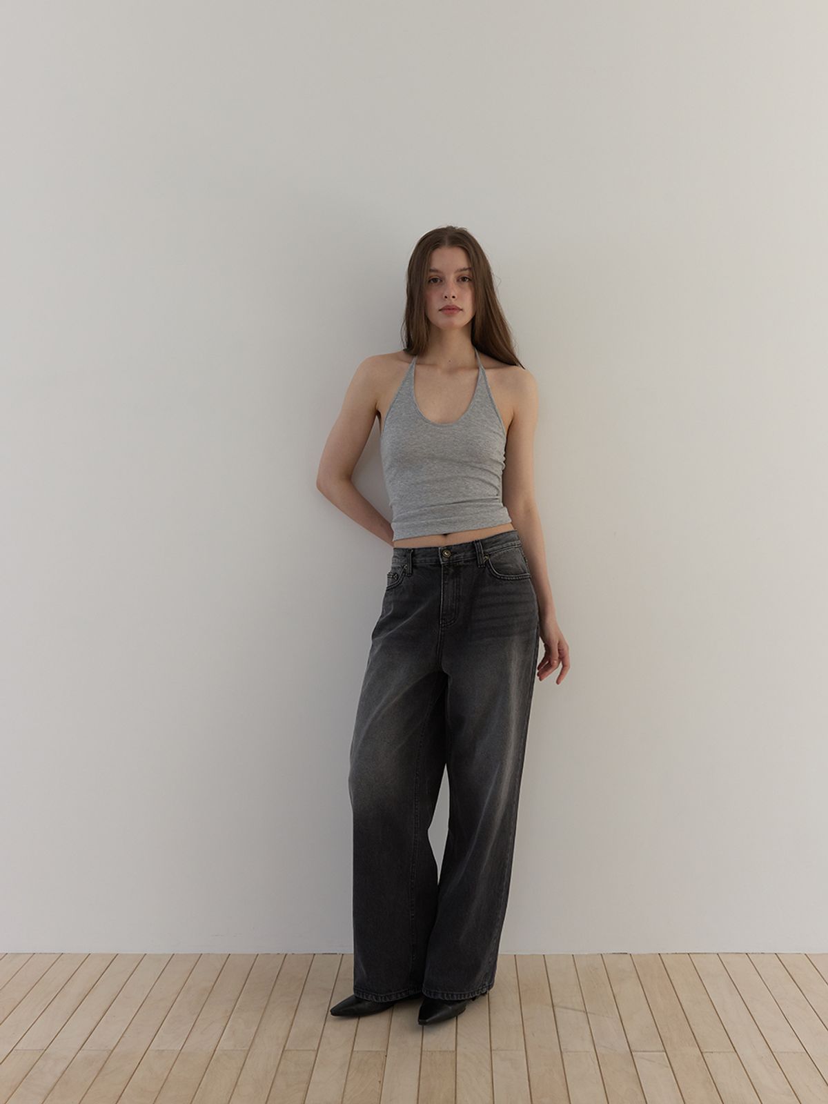 아수라(ASURA) CURVE HALTER SLEEVELESS (MELANGE GREY)