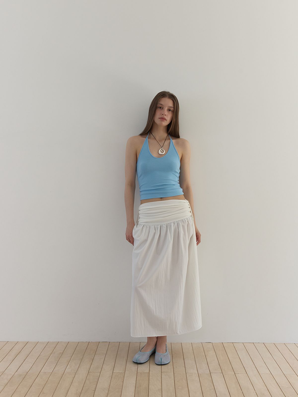 아수라(ASURA) CURVE HALTER SLEEVELESS (SKY BLUE)