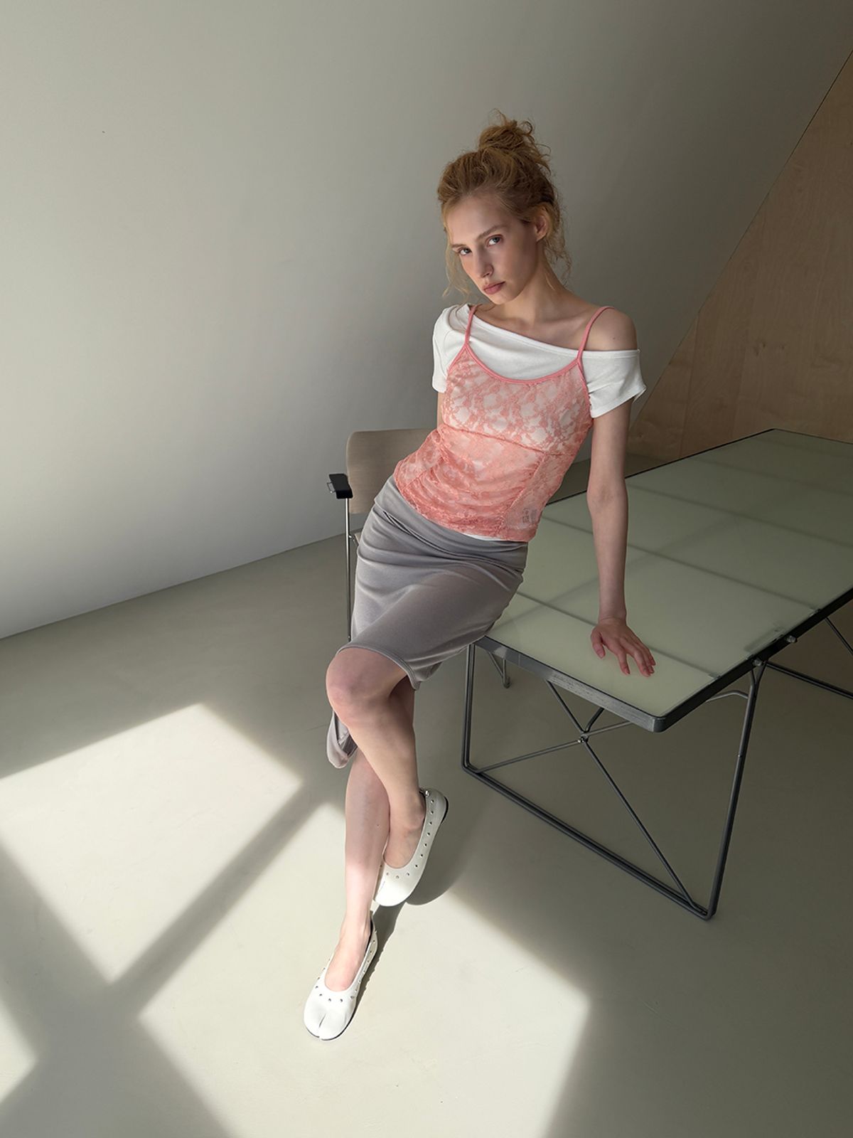 아수라(ASURA) RUCHED LACE SLEEVELESS (PINK)