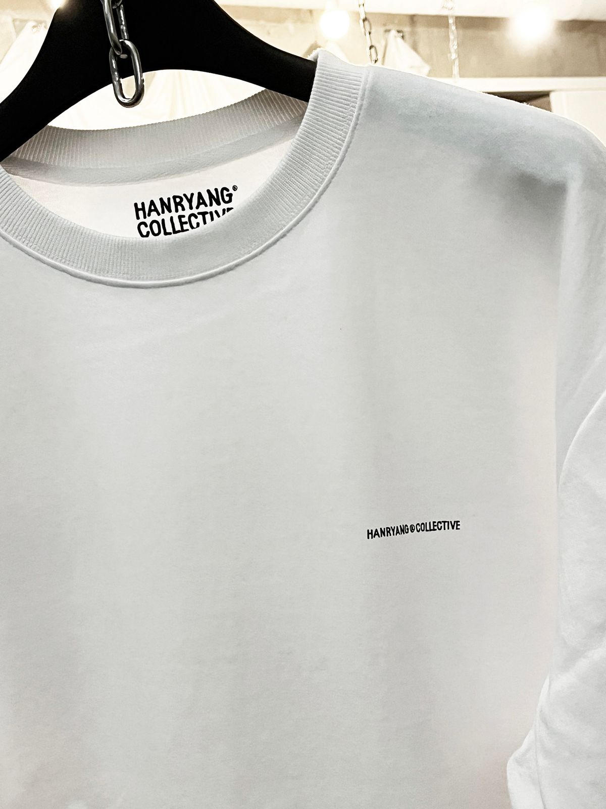 한량 컬렉티브(HANRYANG COLLECTIVE) HR S-LINE LOGO CREW SWEAT WHITE