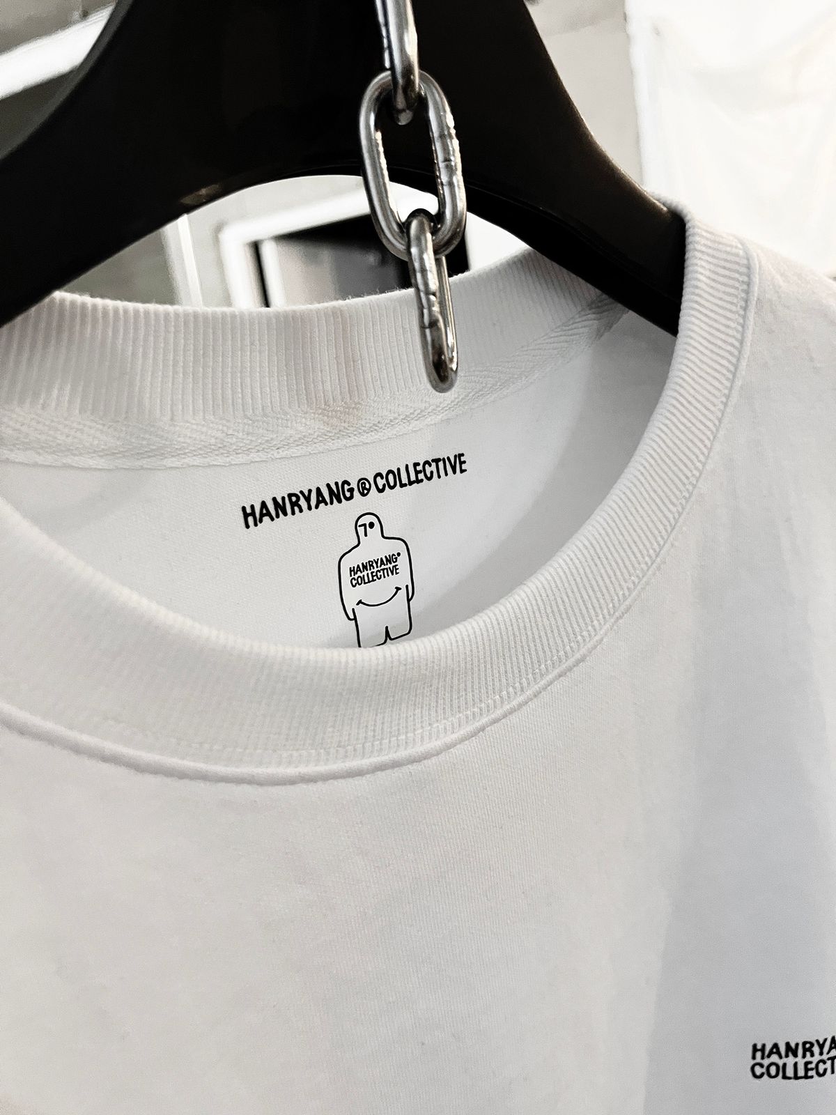 한량 컬렉티브(HANRYANG COLLECTIVE) HR S LOGO CREW SWEAT WHITE