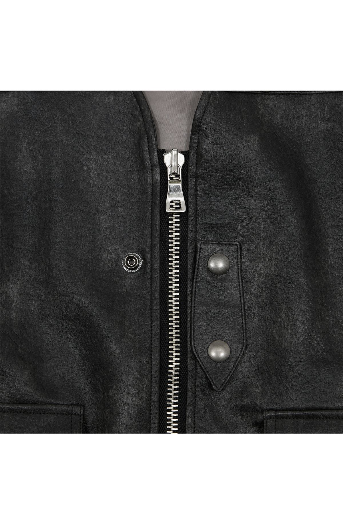 메아(MEA) FAUX LEATHER STUDDED VEST [BLACK]