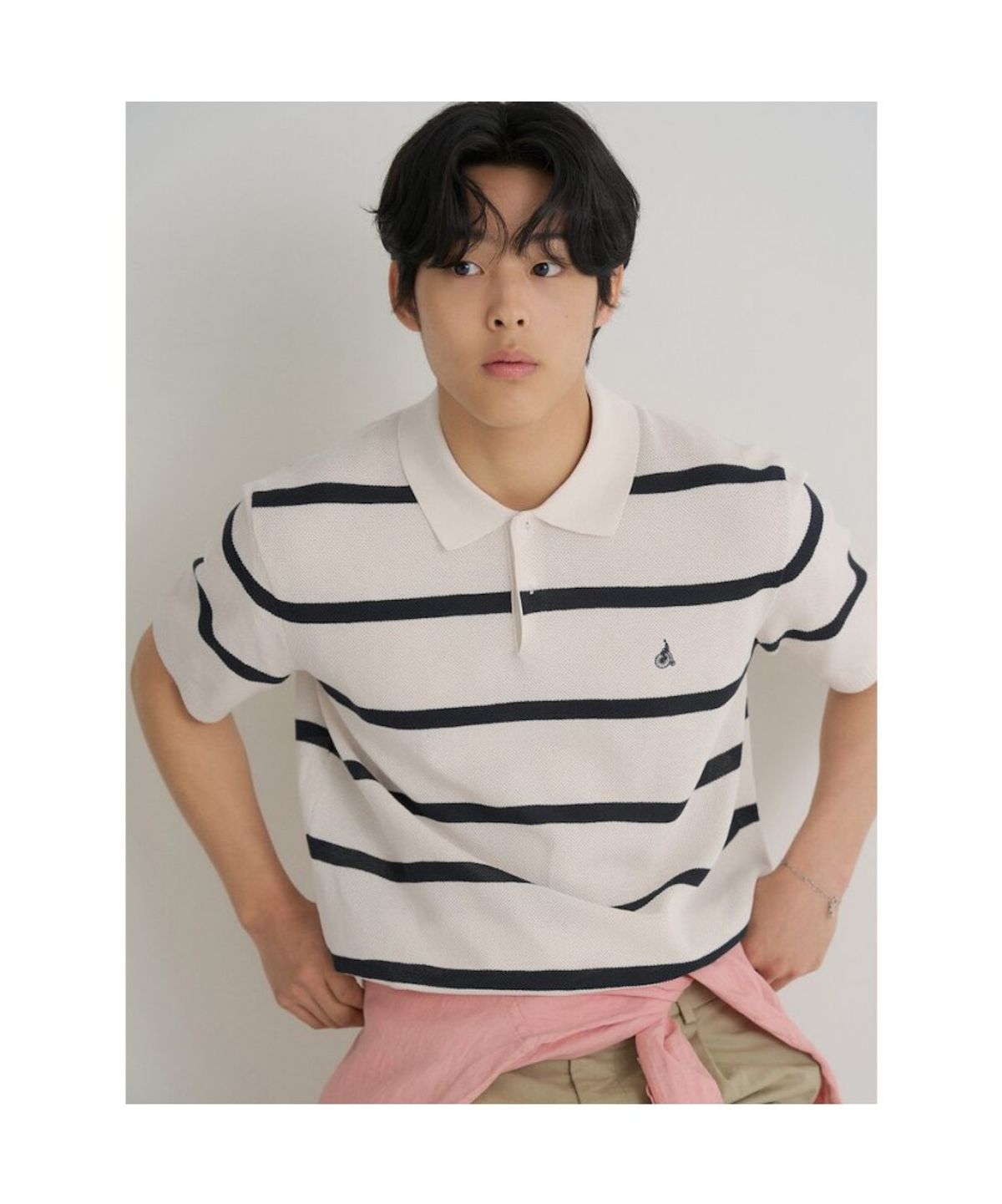 빈폴 멘(BEANPOLE MEN) 볼드 스트라이프 칼라넥 니트  아이보리