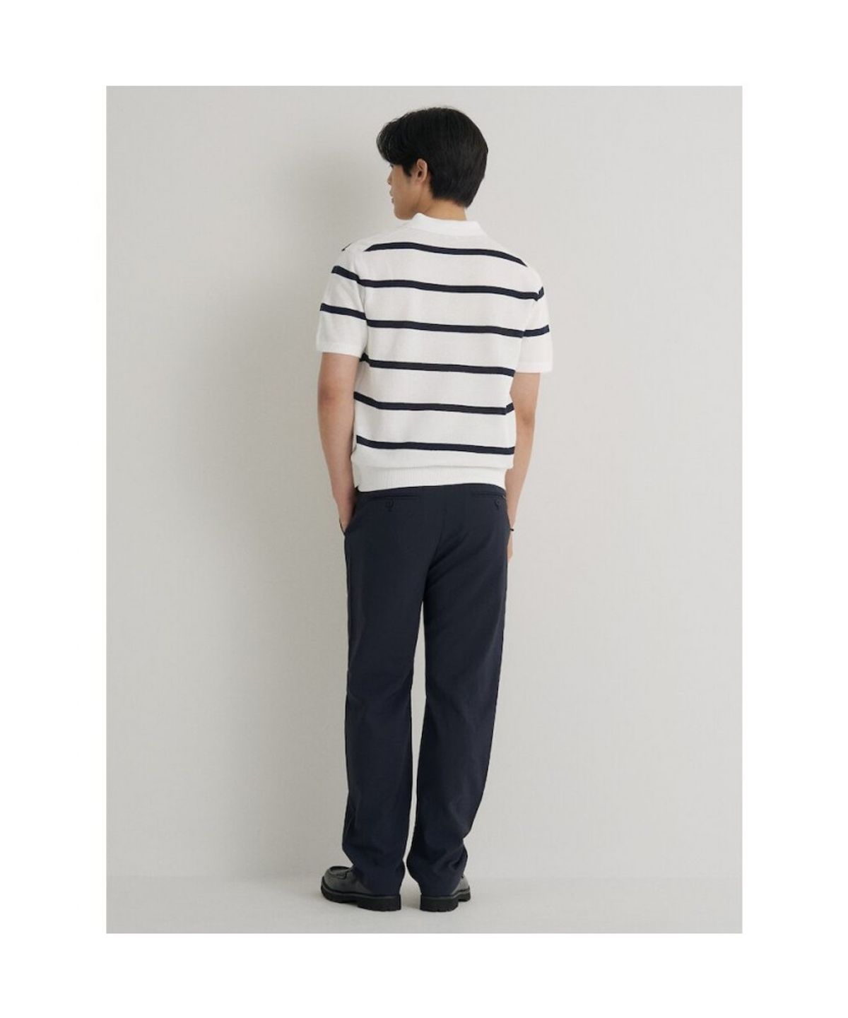 빈폴 멘(BEANPOLE MEN) 볼드 스트라이프 칼라넥 니트  화이트