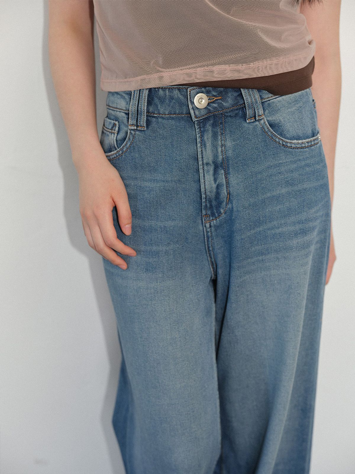 헌치(HUNCH) Wide Fit Washing Denim