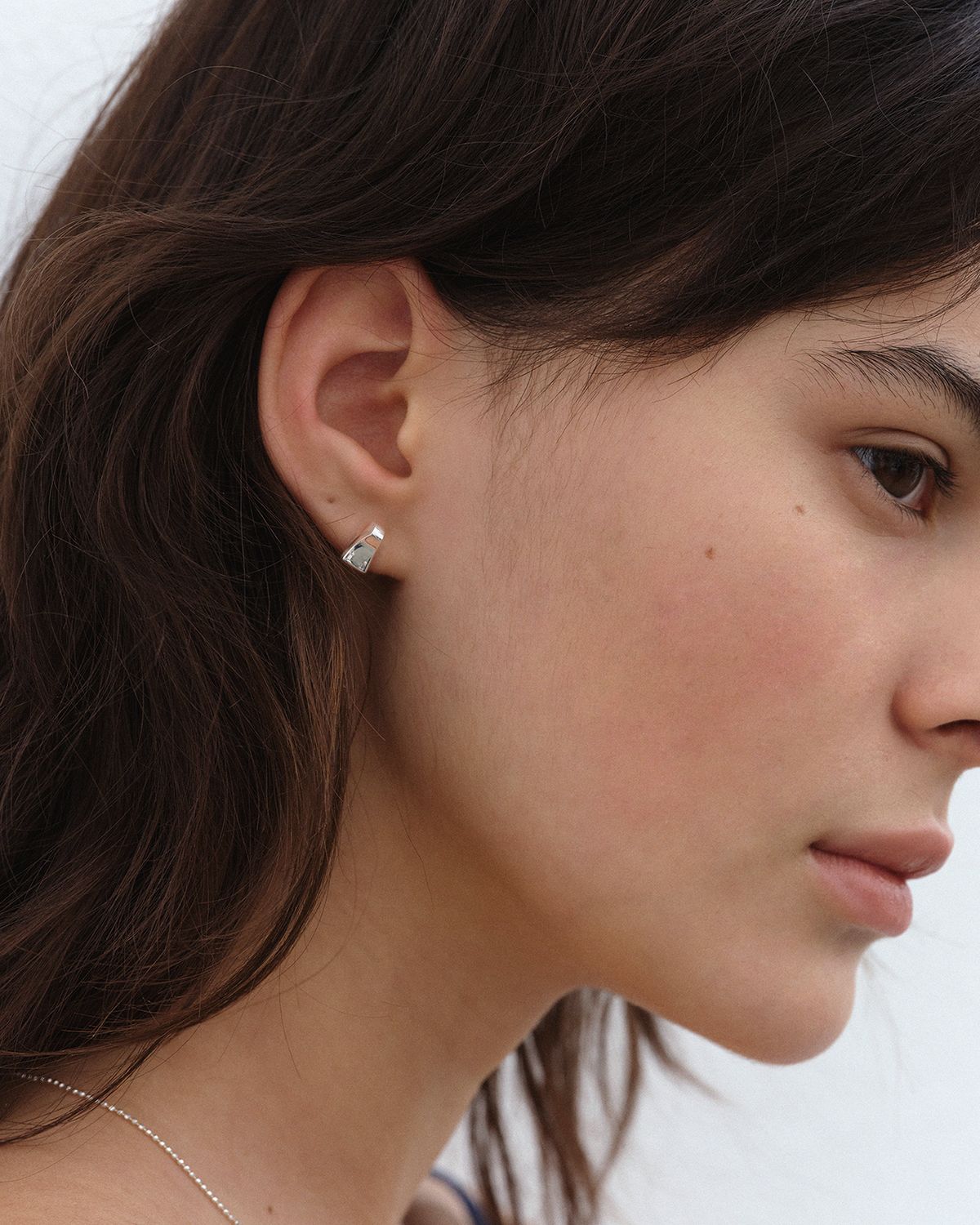 어나더레이어(ANOTHERLAYER) Stone Bar Earring (silver925)