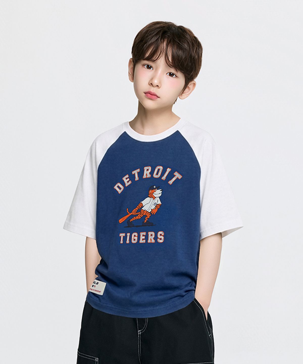 엠엘비 키즈(MLB KIDS) 스포티브 마스코트 배색 래글런 티셔츠 DET (White)