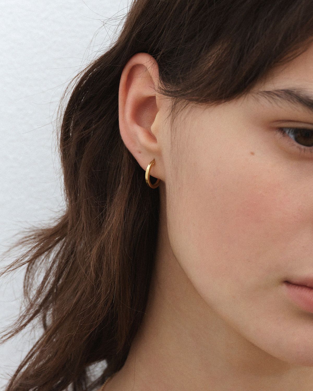 어나더레이어(ANOTHERLAYER) Light Simple Earring - Gold (silver925)
