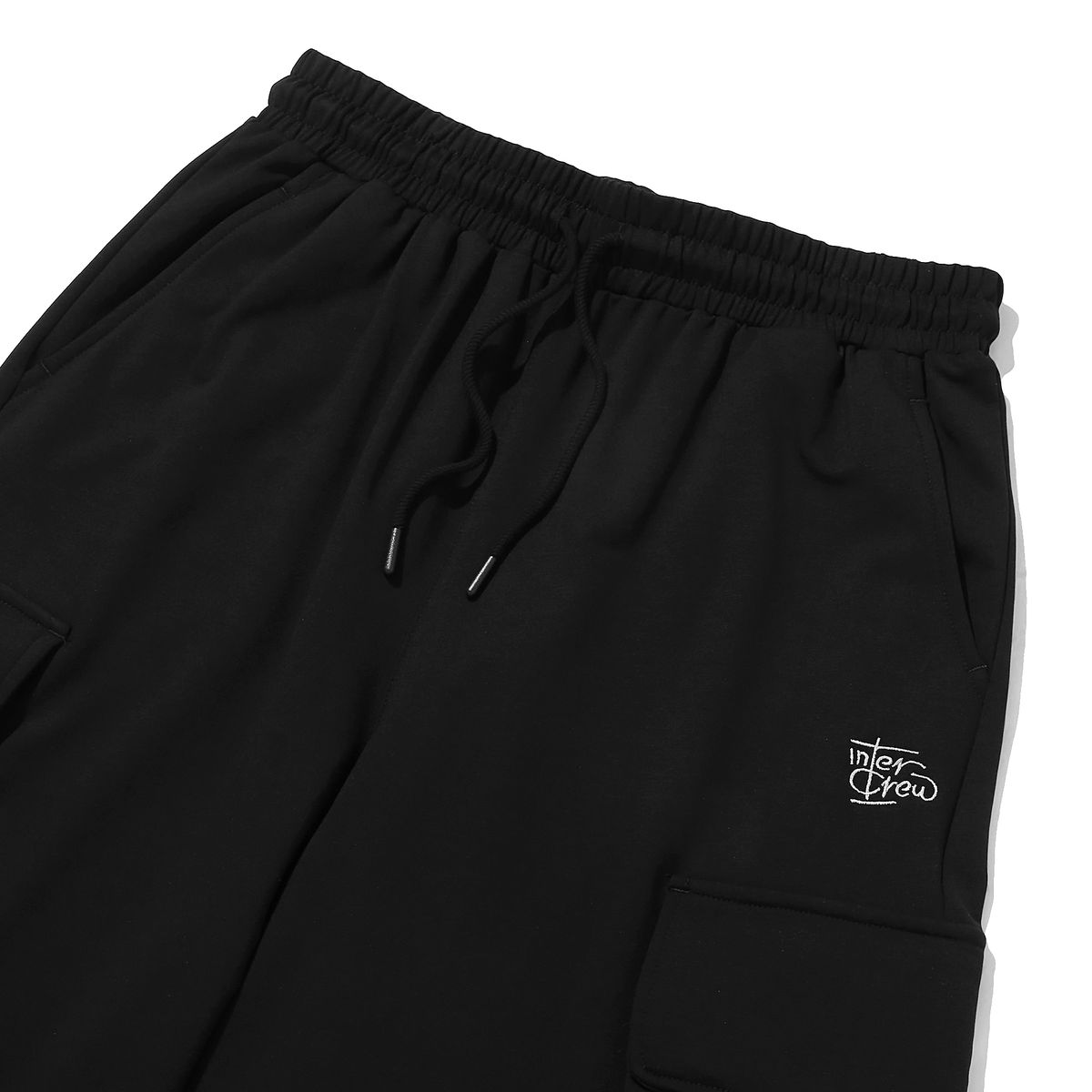 인터크루(INTERCREW) 볼륨 카고 7부 져지 반바지 블랙 ITA2RM04ABK